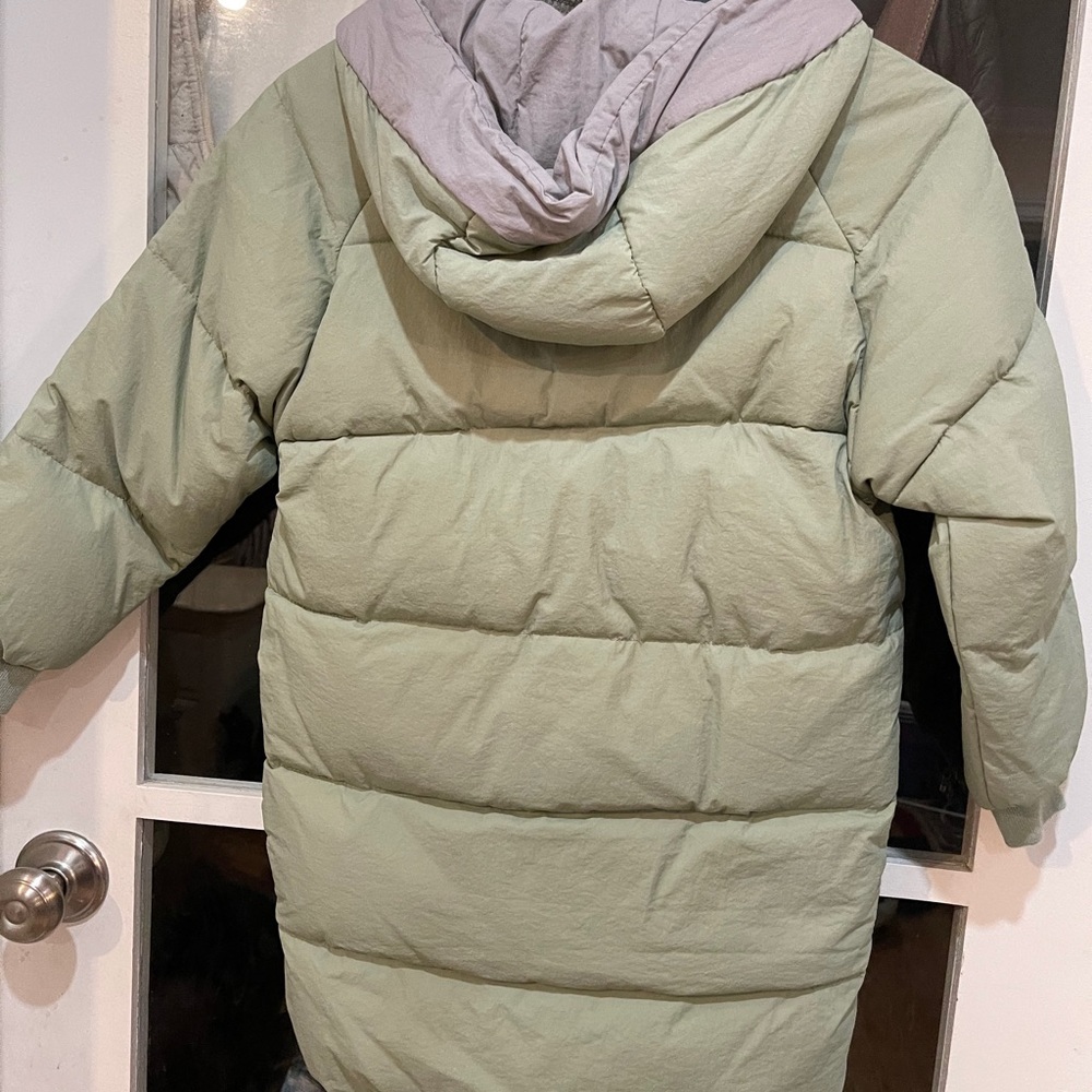 Coat 🧥 - Picture 6 of 6